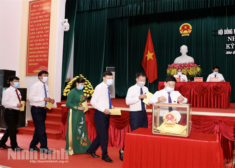 HĐND huyện Nho Quan khóa X, nhiệm kỳ 2021-2026 tổ chức kỳ họp thứ nhất